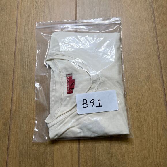 Y2K Guess Jeans Embroidered Floral V-Neck T-Shirt Cream White Men’s Large - Picture 10 of 10